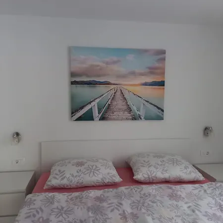 Apartment Nena *